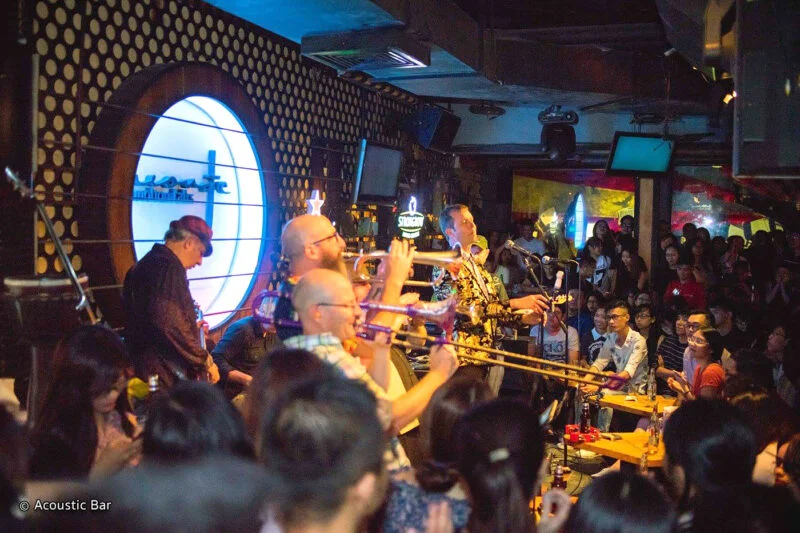 Nightlife Ho Chi Minh - Top 5 Must-Do Night Time Activities! 2 Nightlife Ho Chi Minh City Live Music Bars