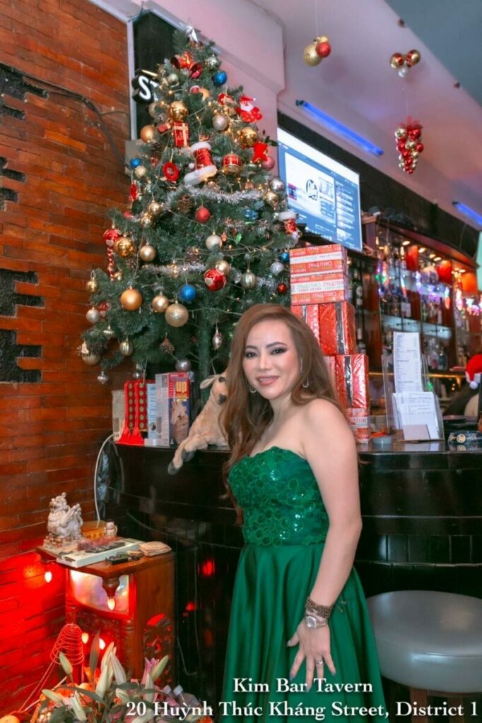 Naughty Or Nice Christmas Party At Kims Tavern Bar In Saigon! 2 Christmas Elves At Kims Tavern Bar Saigon Chrismas Party In Ho Chi Minh City 3