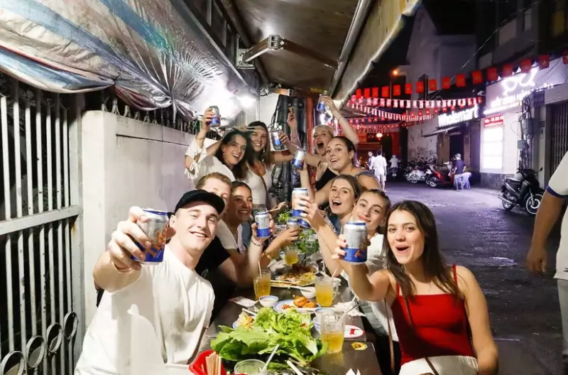 Walking Street Food Tour and Hidden Music