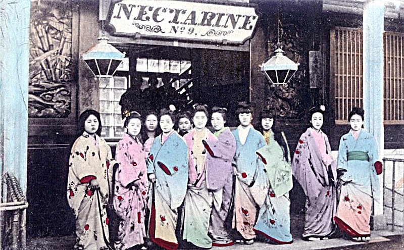 early origins and history of girl bars from tearooms in Japan