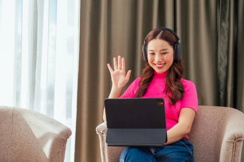 In a LDR? Learn What Kills Long-Distance Relationships And How To Fix It! 8 Asian girl laughing on video call to her Long-distance relationship boyfriend